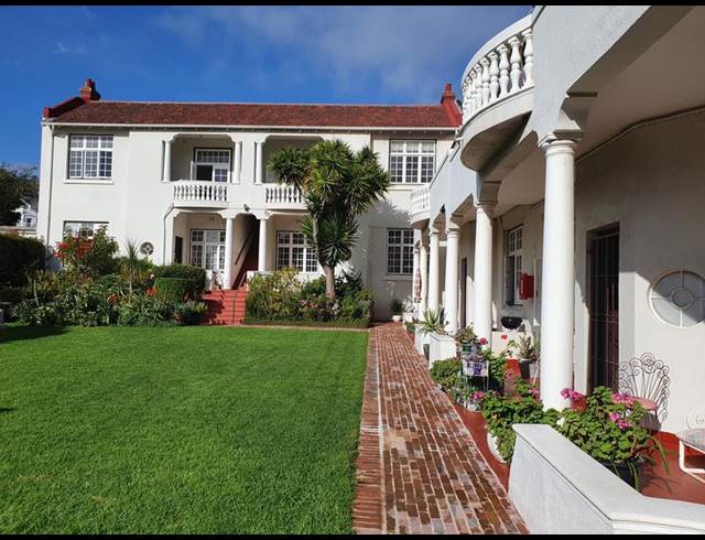 2 BEDROOM APARTMENT FOR SALE IN GREEN POINT